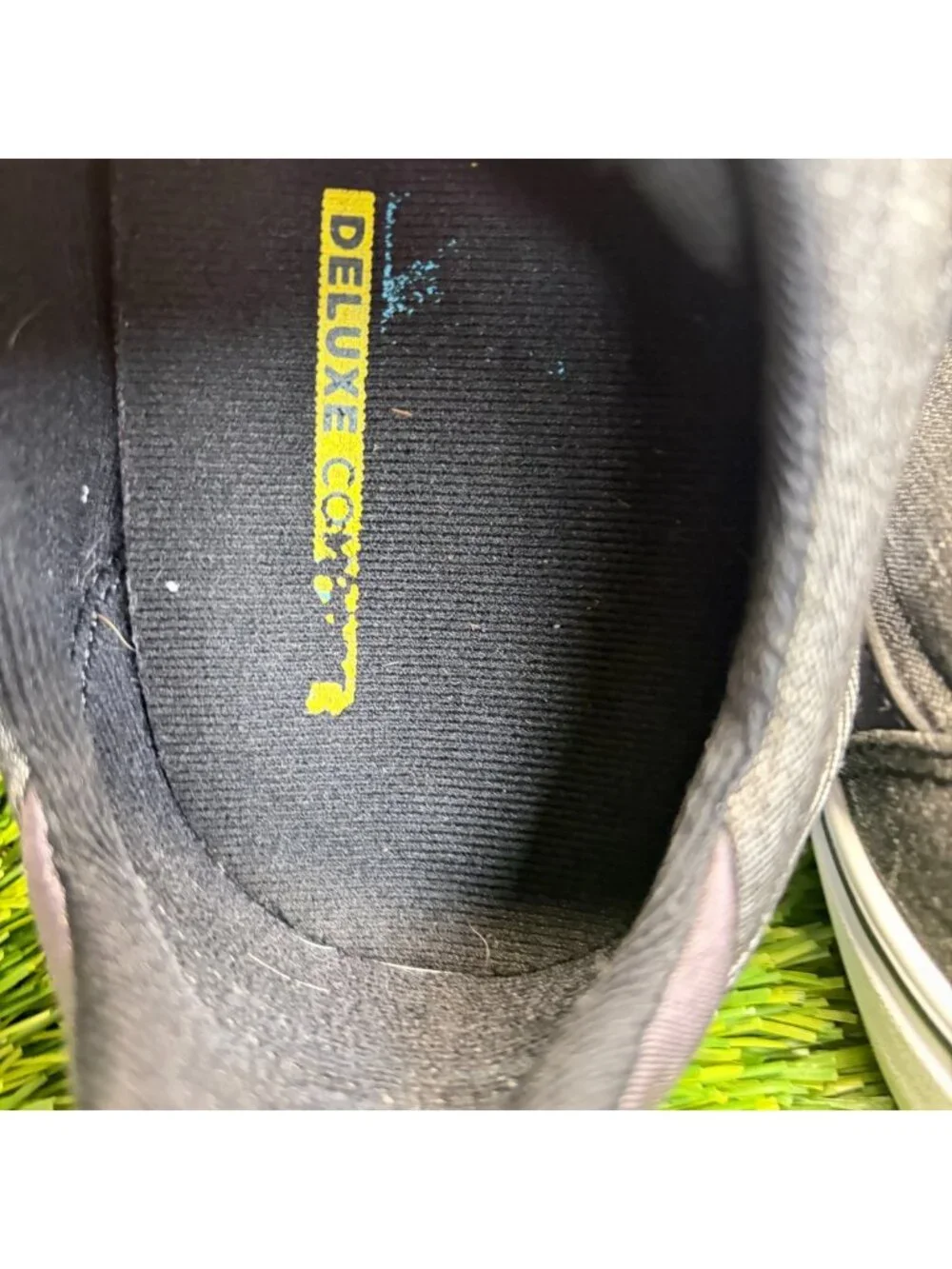 Vans please review